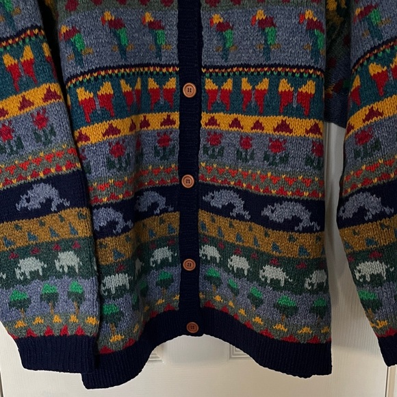 Vintage L.L. Bean Colorful Patterned Animal print Cardigan - pure wool - large - Picture 4 of 8